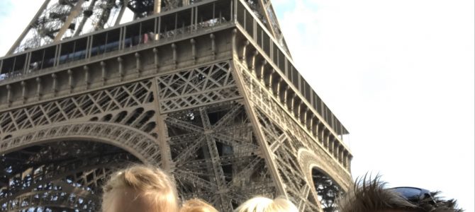 Einmal quer durch Paris Einmal quer durch Paris