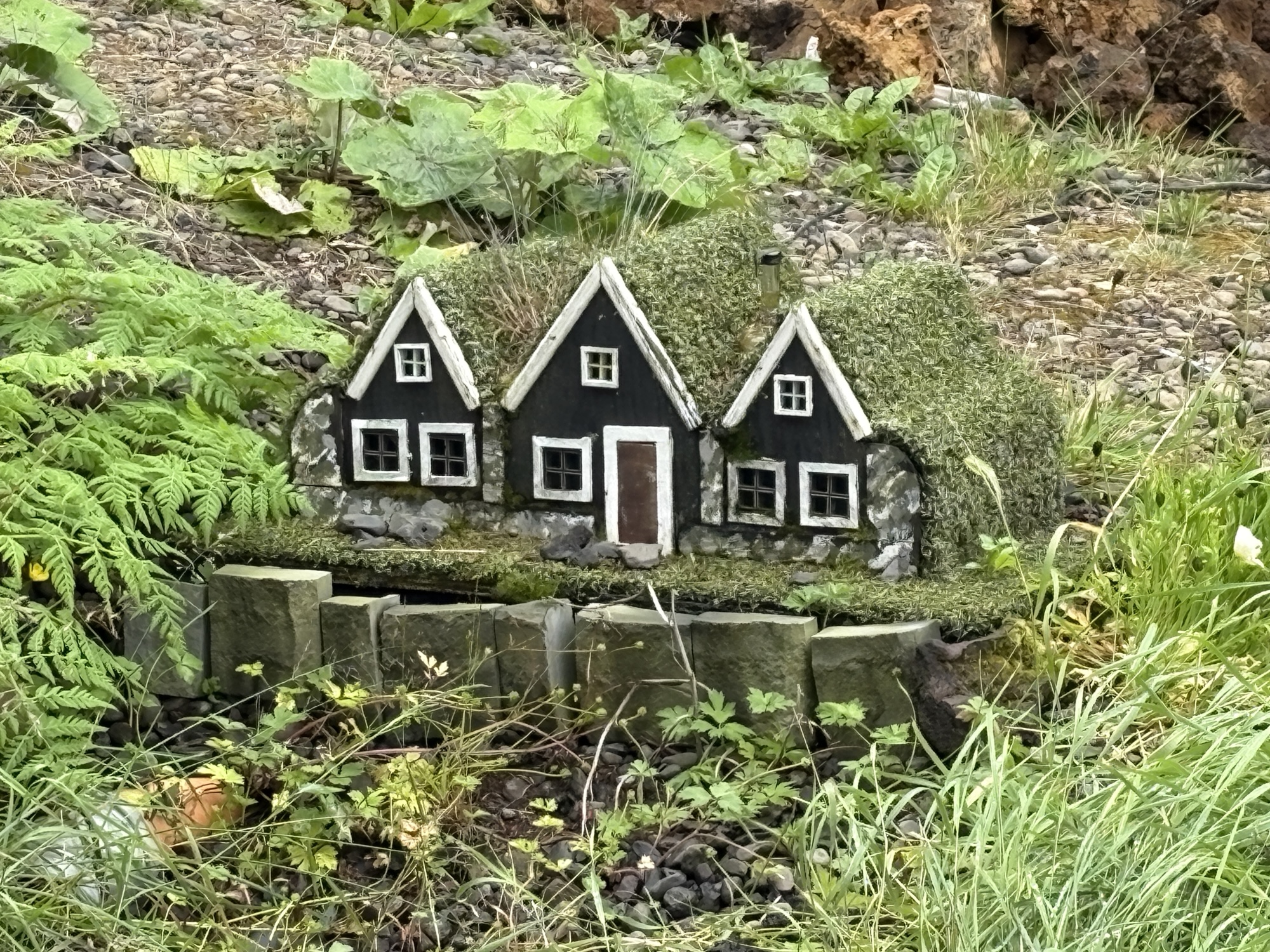 Perlan und die Suche nach Elfen Perlan und die Suche nach Elfen